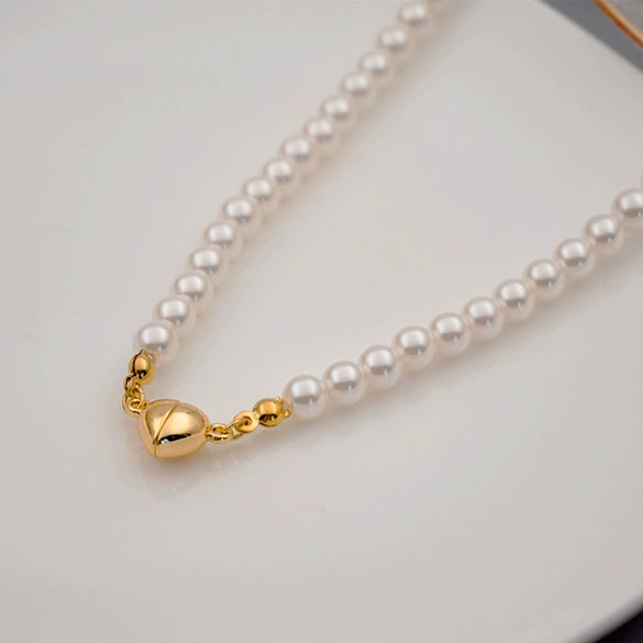 Pearl Necklace Women Simple Round Beaded Heartshaped Magnetic Clavicle Chain Alloy Glass Glaze Handmade Jewelry
