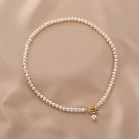 Pearl Necklace Women's Fashion Natural Simple Geometric Design Ot Buckle Clavicle Chain