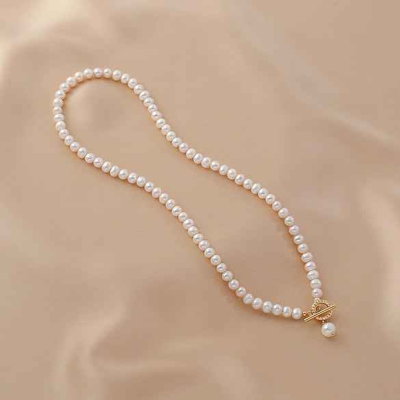 Pearl Necklace Women's Fashion Natural Simple Geometric Design Ot Buckle Clavicle Chain