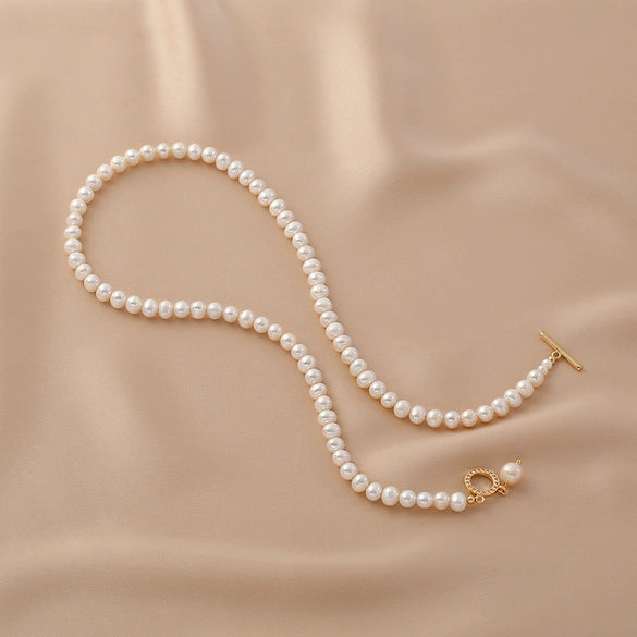 Pearl Necklace Women's Fashion Natural Simple Geometric Design Ot Buckle Clavicle Chain