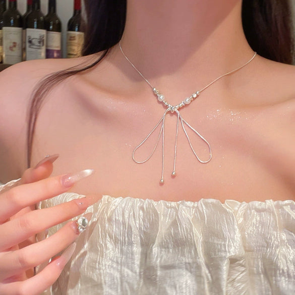 Pearl Necklace Women's Light Luxury Niche Design Clavicle Chain With Bow Pattern Copper Alloy Snake Bone Chain Electroplated
