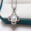 Pearl Pendant Necklace Four Leaf Clover Micro Inlaid Zircon Copper Plated Gold Jewelry