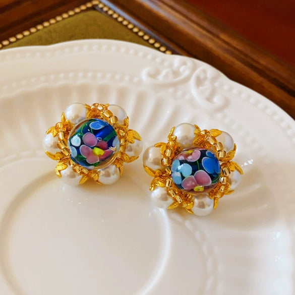 Pearl Round Geometric Alloy Earrings For Women With Gold Electroplated Silver Needle Light Luxury Retro Elegant All Match Design