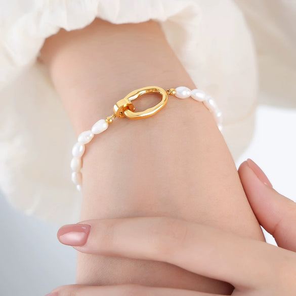 Pearl Women's Geometric Bracelet Set With Pearls