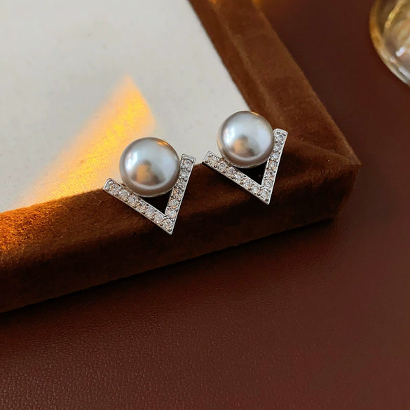 Pearl Zircon Geometric Letter Earrings Set With Pearls For Women French Highend Elegant Fashion Light Luxury