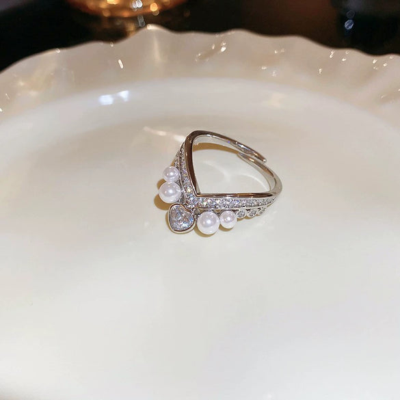 Pearl Zircon Splicing Butterfly Ring Real Gold Electroplated For Women With Animal Pattern