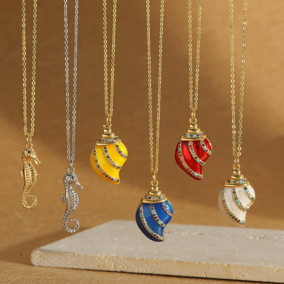 Pendant Clavicle Chain Women Copper Electroplating Heart Shape Seahorse Design Mixed Gemstone Setting