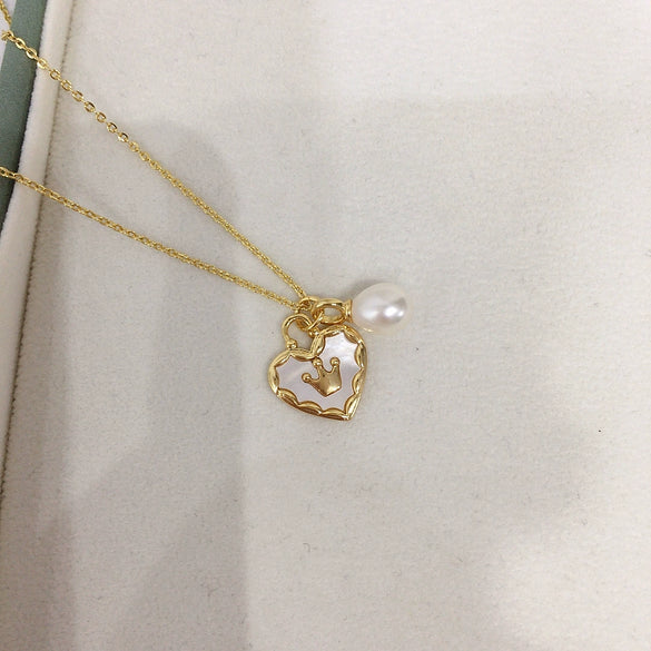 Pendant Jewelry Freshwater Pearl Copper Love Crown Flat Round Bun Round Minimalist
