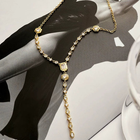 Pendant Necklace Copper Artificial Crystal Geometric Style Furnace Vacuum Plating For Women