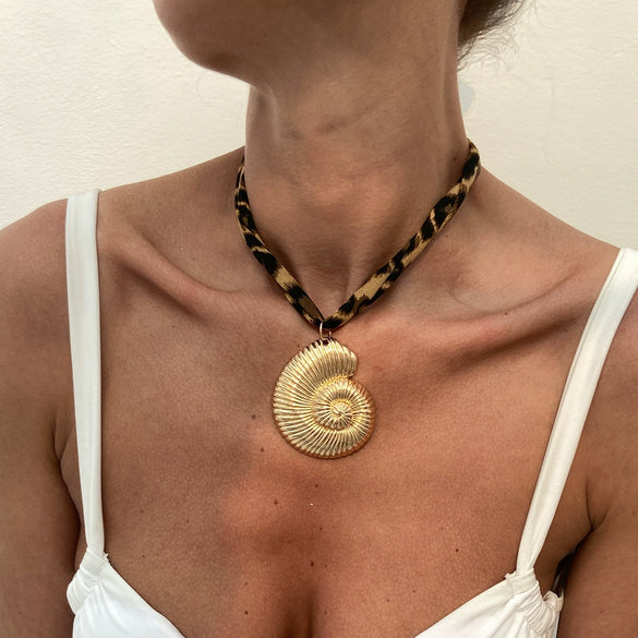 Pendant Necklace Cotton Alloy Heart Shape Flower Geometric Electroplating