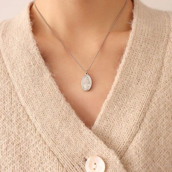 Pendant Necklace 316L Stainless Steel 18K Gold Plated Retro Portrait Oval Geometric Style Jewelry