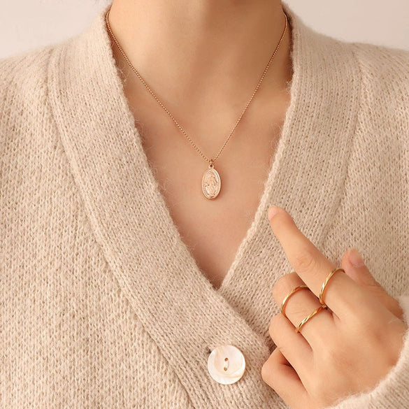 Pendant Necklace 316L Stainless Steel 18K Gold Plated Retro Portrait Oval Geometric Style Jewelry