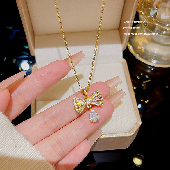 Pendant Necklace Titanium Steel Mixed Gem Inlay Heart Pattern Dripping Oil Design For Women