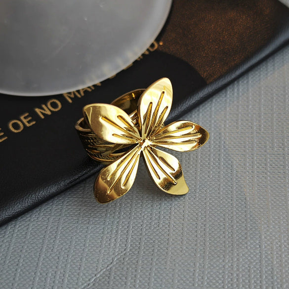 Petal Ring Titanium Steel Fashion Flower Design Electroplated For Women