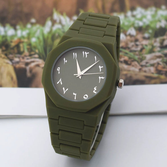 Plastic And Silicone Alloy Men's Leisure Quartz Watch With Round Dial