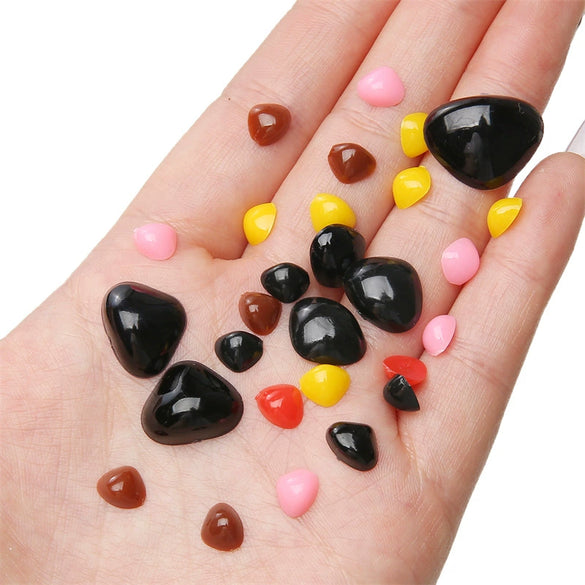 Plastic Resin Acrylic Triangle Cartoon Animal Nose Plush Toy Beads Diy Handmade Doll Jewelry Material