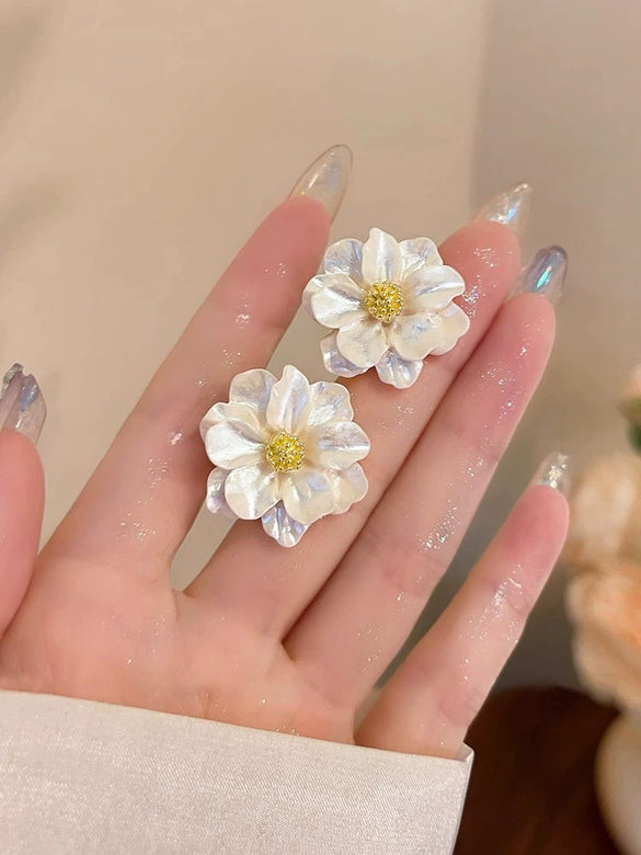 Plastic Resin Flower Ear Studs Electroplating Women's Pastoral Style