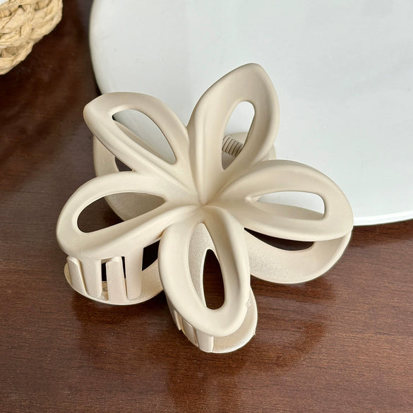 Plastic Resin Flower Hair Shark Clip With Painted Hollow Frosted Design For Women