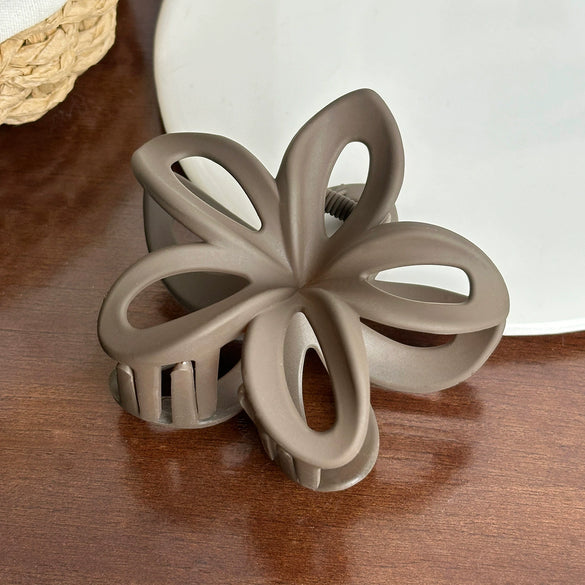 Plastic Resin Flower Hair Shark Clip With Painted Hollow Frosted Design For Women