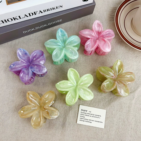 Plastic Resin Handmade Flower Hair Clip For Girls