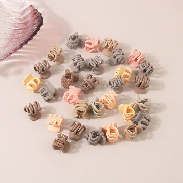 Plastic Resin Mini Small Grab Clip Hairpin With Baking Paint Geometric Style For Women