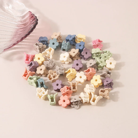 Plastic Resin Mini Small Grab Clip Hairpin With Baking Paint Geometric Style For Women