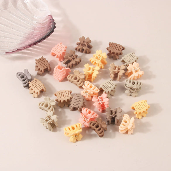 Plastic Resin Mini Small Grab Clip Hairpin With Baking Paint Geometric Style For Women