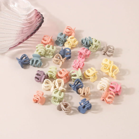 Plastic Resin Mini Small Grab Clip Hairpin With Baking Paint Geometric Style For Women