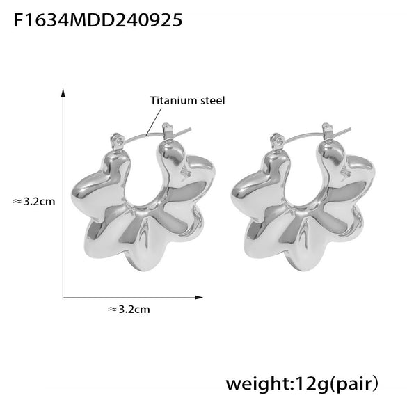 Pleated Wave Chrysanthemum Hollow Asymmetrical Women's Earrings Titanium Steel 18K Gold Plated Geometric Style Electroplated