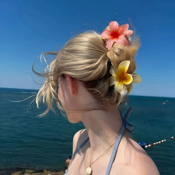 Plumeria Plastic Hair Clip For Women With Baking Paint In Vacation Style