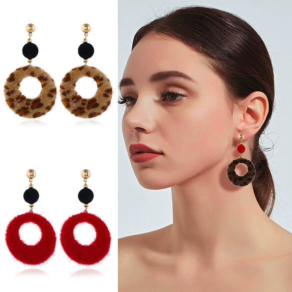 Plush Button Geometric Circle Metal Electroplated Earrings For Women
