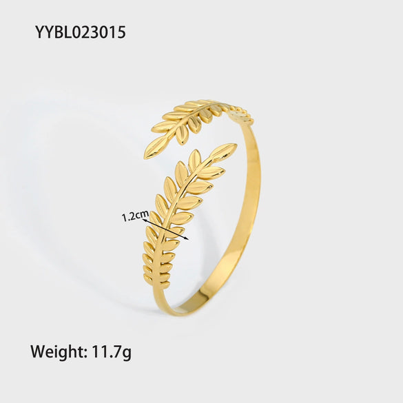 Popular Fashion Ladies Stainless Steel Hollow Love Bracelet With Pvdp Furnace Real Gold Treatment