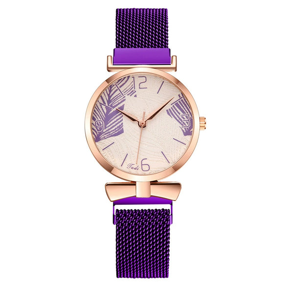 Popular Fashion Women's Metal Watch With Leaf Pattern And Round Dial