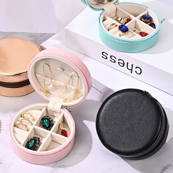 Portable Jewelry Storage Box Made Of Paper And Cardboard