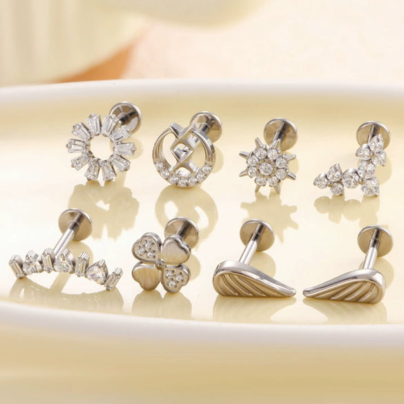Puncture Jewelry Titanium Alloy Flower Style Electroplated For Women