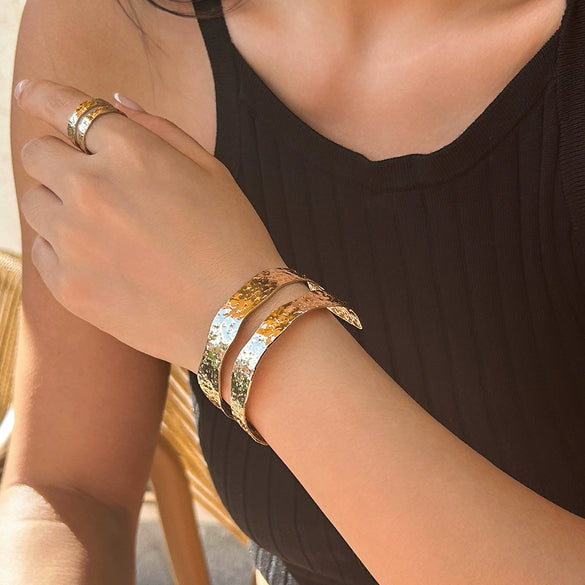 Punk Metal Irregular Pleated Opening Bracelet For Women With Electroplating