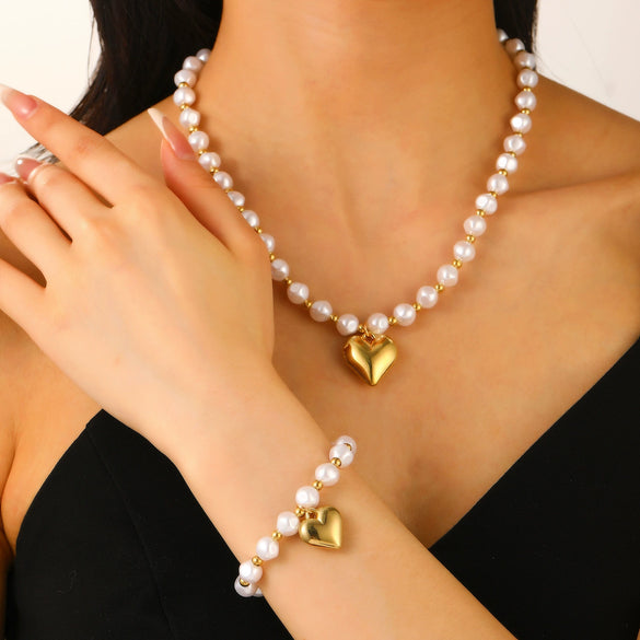Punk Style Necklace With Big Round Beads And Heart Shaped Pendant Ccb Material Ball Chain Electroplating Treatment