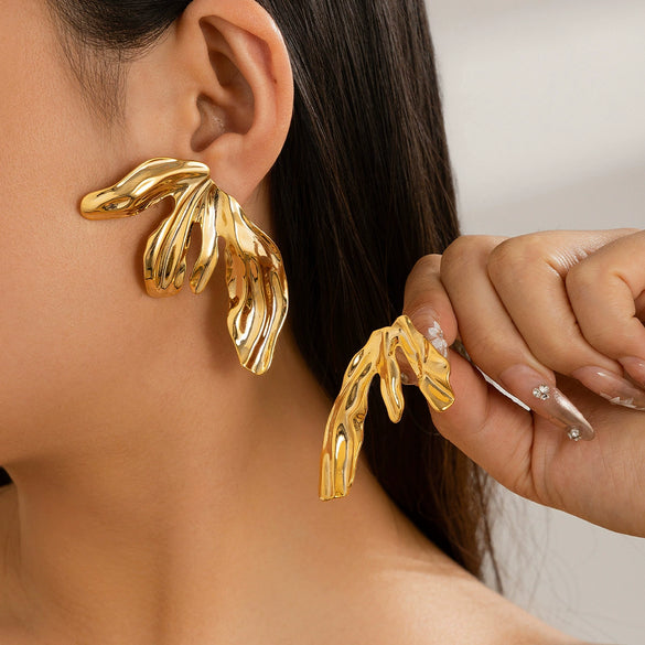 Punk Style Zinc Alloy Leaf Earrings For Women With Electroplating