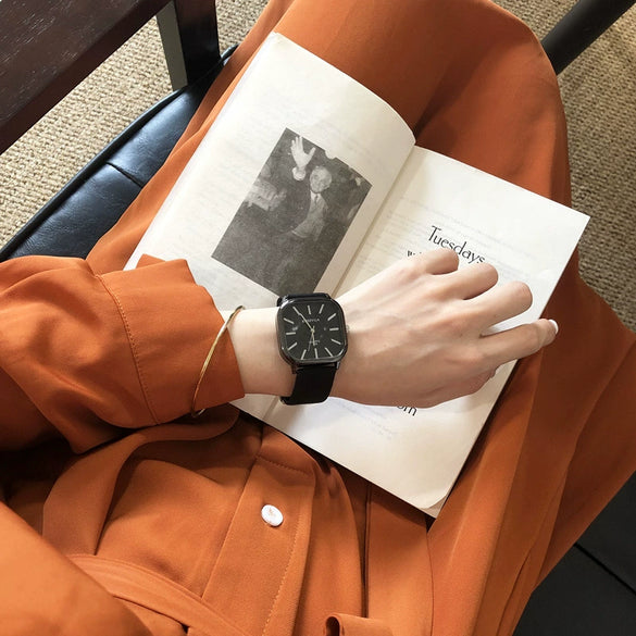 Quartz Watch Square Plastic Case Imitation Leather Strap Stainless Steel Clasp Leisure Style For Men And Women