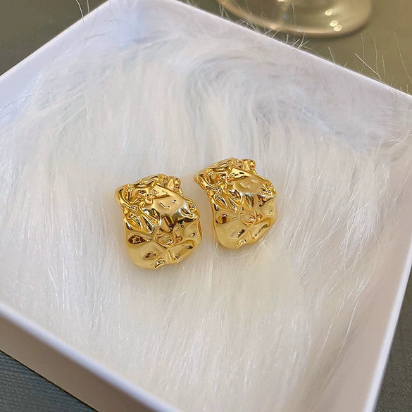 Real Gold Electroplated Silver Needle Metal Ear Studs For Women With Geometric Design
