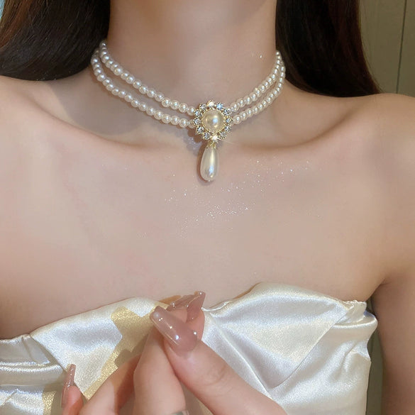 Real Gold Plated Imitation Pearl And Diamond Flower Necklace For Women Copper Pendant Clavicle Chain High Sense Niche Fashion Elegant Light Luxury High End Jewelry