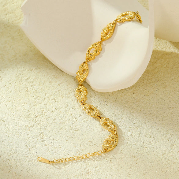 Retro Allmatch Geometric Stainless Steel Frosted Hollow Gold Plated Women's Bracelet