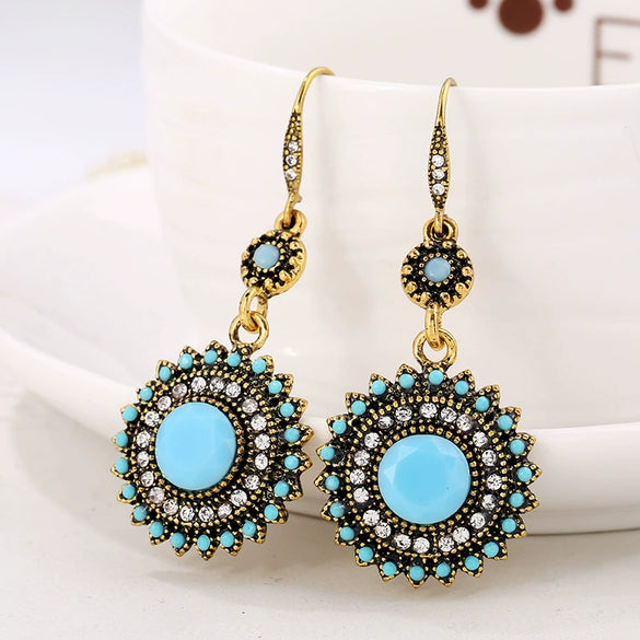 Retro Bohemian Sunflower Alloy Earrings With Diamond Cut Finish Floral Statement Drop Earrings