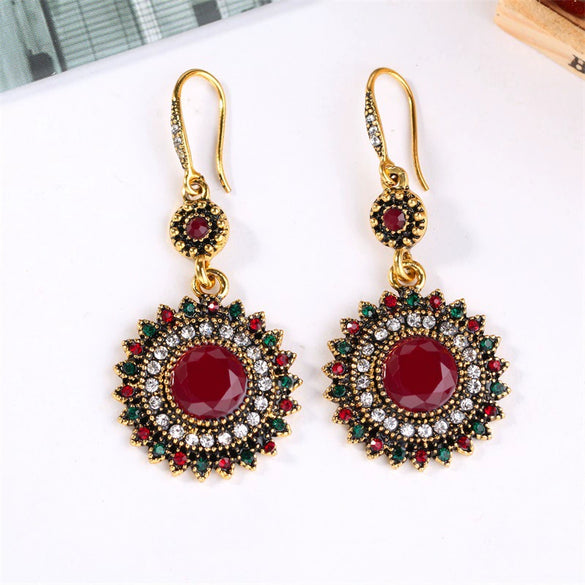 Retro Bohemian Sunflower Alloy Earrings With Diamond Cut Finish Floral Statement Drop Earrings