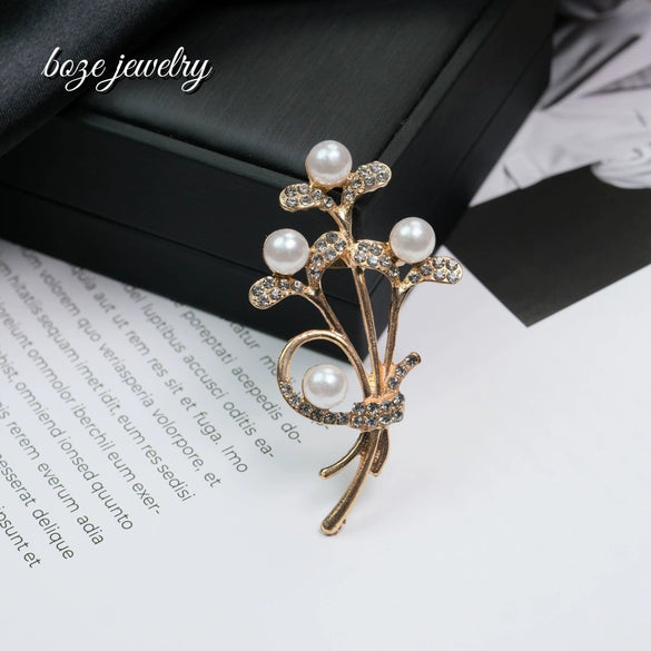 Retro Brooch Zinc Alloy Crystal Pearl Flower Diamondencrusted Electroplated Clothing Accessories