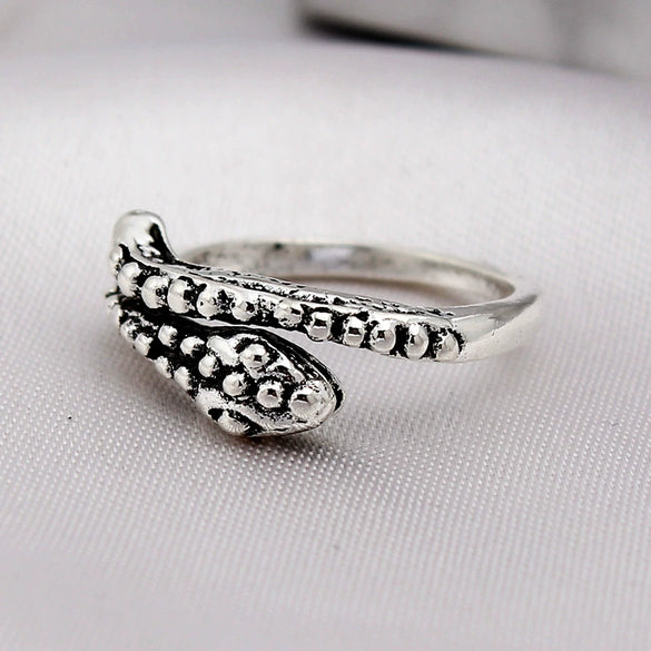 Retro Cartoon Animal Ring For Men And Unisex Wear Electroplated Alloy Character Jewelry Accessory