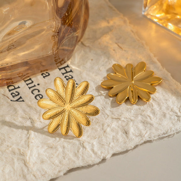 Retro Classic Literary Flower Petals Stainless Steel Earrings For Girls With Electroplating