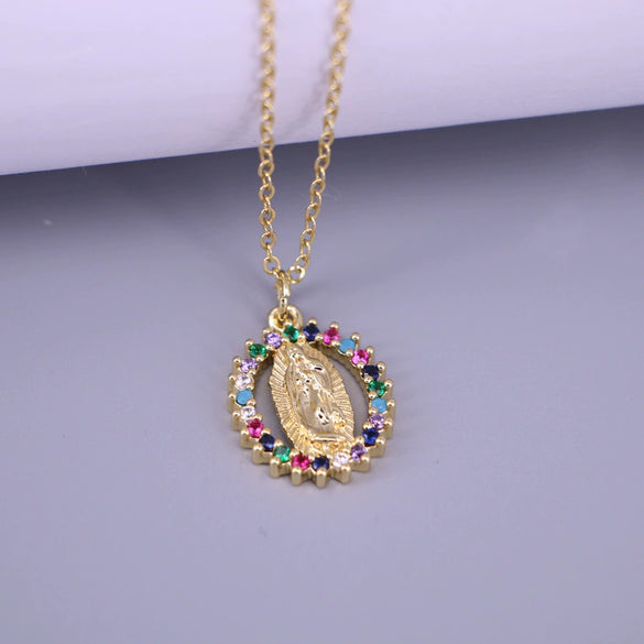 Retro Copper Oval Pendant Necklace With Mixed Gemstone Setting And Electroplated Water Wave Chain Geometric Style Accessory