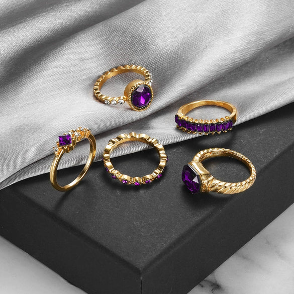 Retro Diamondencrusted Artificial Crystal Oval Ring Set With Geometric Design