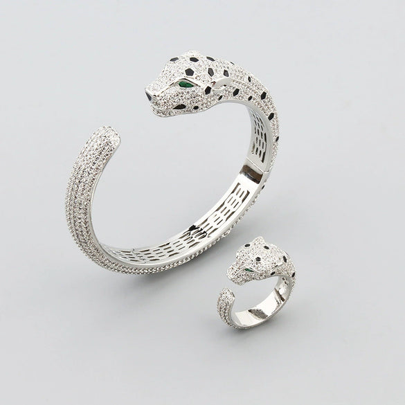 Retro Electroplated Copper Leopard Head Open Bracelet With Full Inlaid Zircon Animal Style Bangle For Women